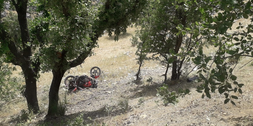 Diyarbakır'da motosiklet uçuruma yuvarlandı: 1 ağır yaralı