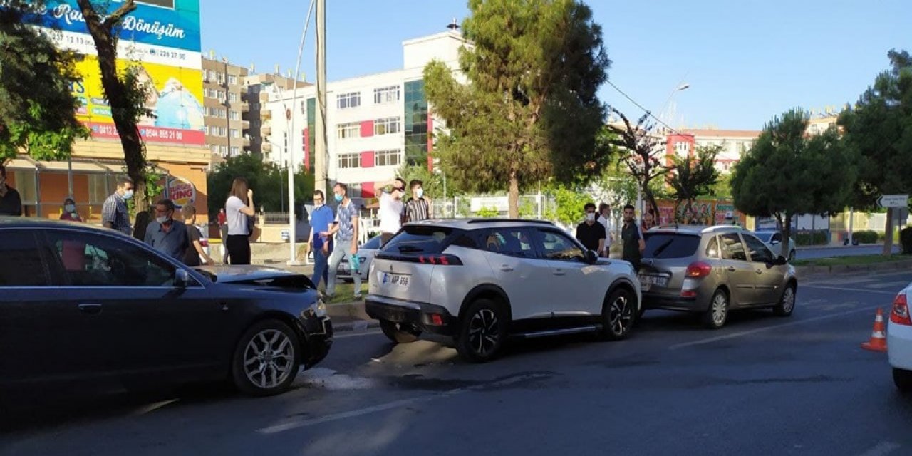 Diyarbakır'da zincirleme trafik kazası