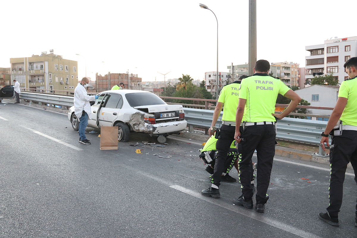 Şanlıurfa'da kaza: 2 ölü, 1 yaralı