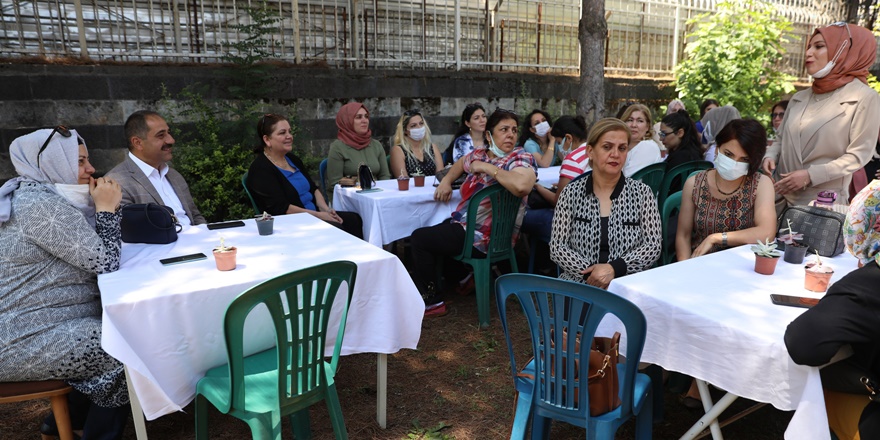 Diyarbakır Büyükşehir’den, kooperatif destekleri konusunda kadınlara bilgilendirme