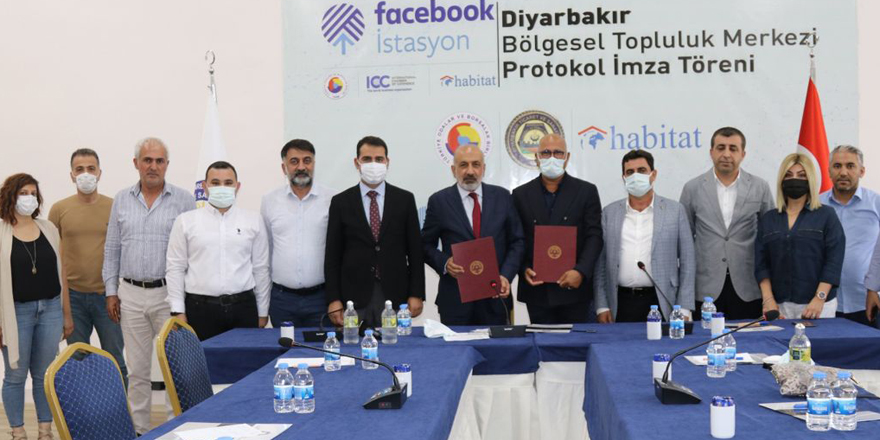 Diyarbakır’a “Facebook İstasyon”