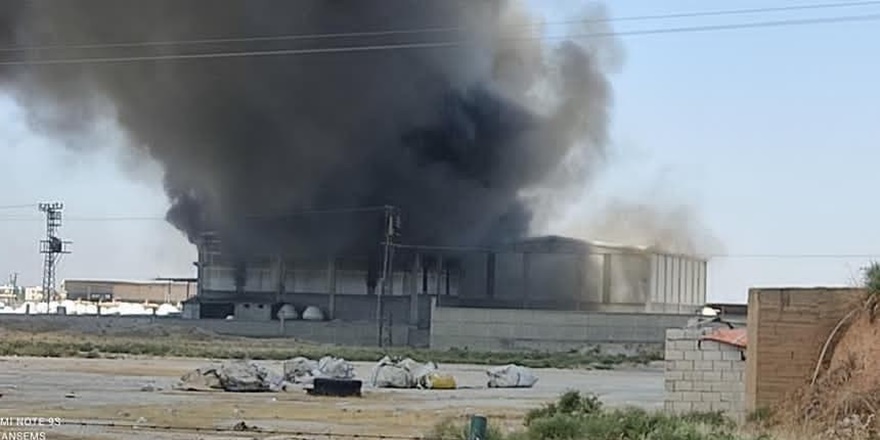 Mardin’de polyester fabrikasında yangın