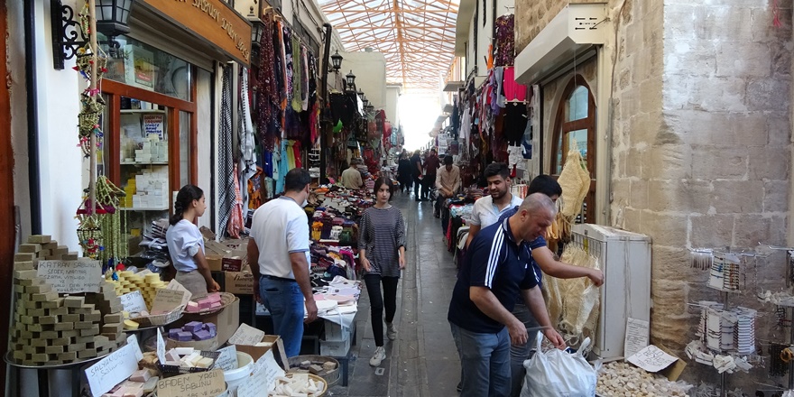 Mardin esnafı turist yoğunluğundan memnun