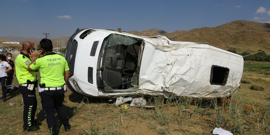 Hakkari’de kaza: 1 ölü, 3 yaralı