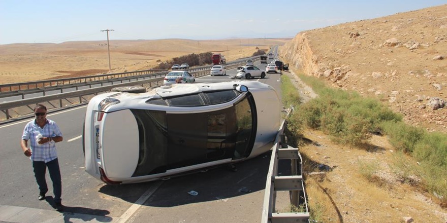 Bayram dönüşü kaza: 8 yaralı