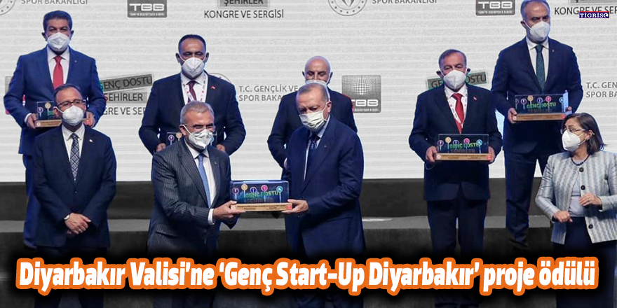 Diyarbakır Valisi’ne ‘Genç Start-Up Diyarbakır’ proje ödülü