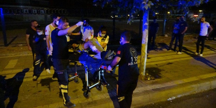 Diyarbakır’da 2 genç silahlı saldırıya uğradı