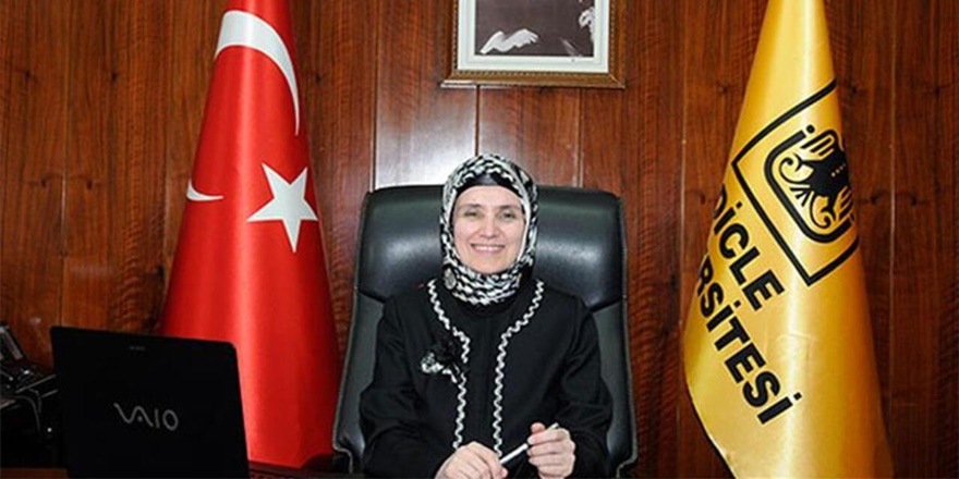 DÜ Rektörüne 6 yıl 3 ay hapis cezası