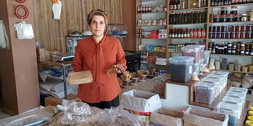 Dicle'de bağbozumu sonrası ürünler tezgahlardaki yerini aldı