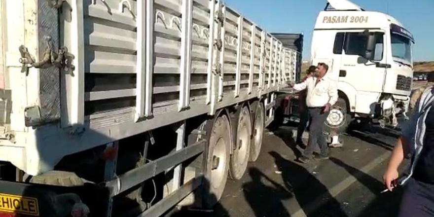 VİDEO - Deve Geçidi Köprüsünde kaza