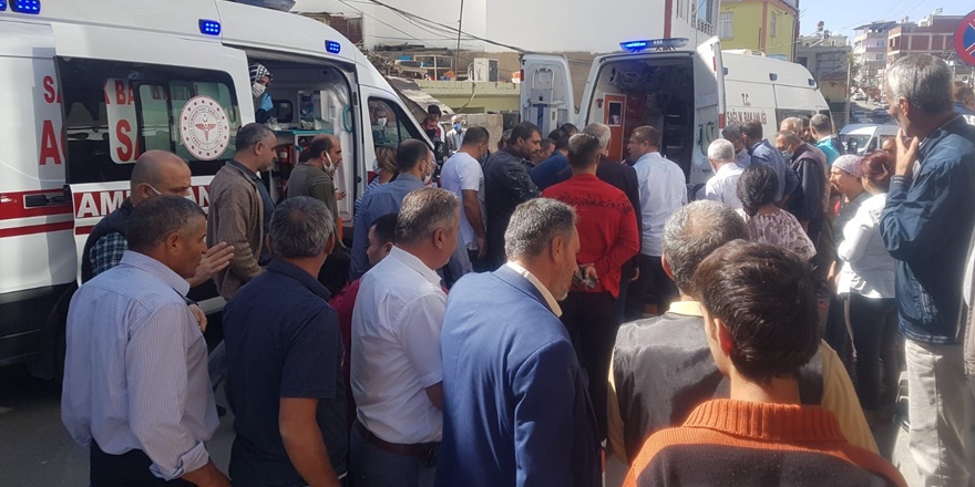 Diyarbakır'da kaza: 1’i ağır 3 yaralı