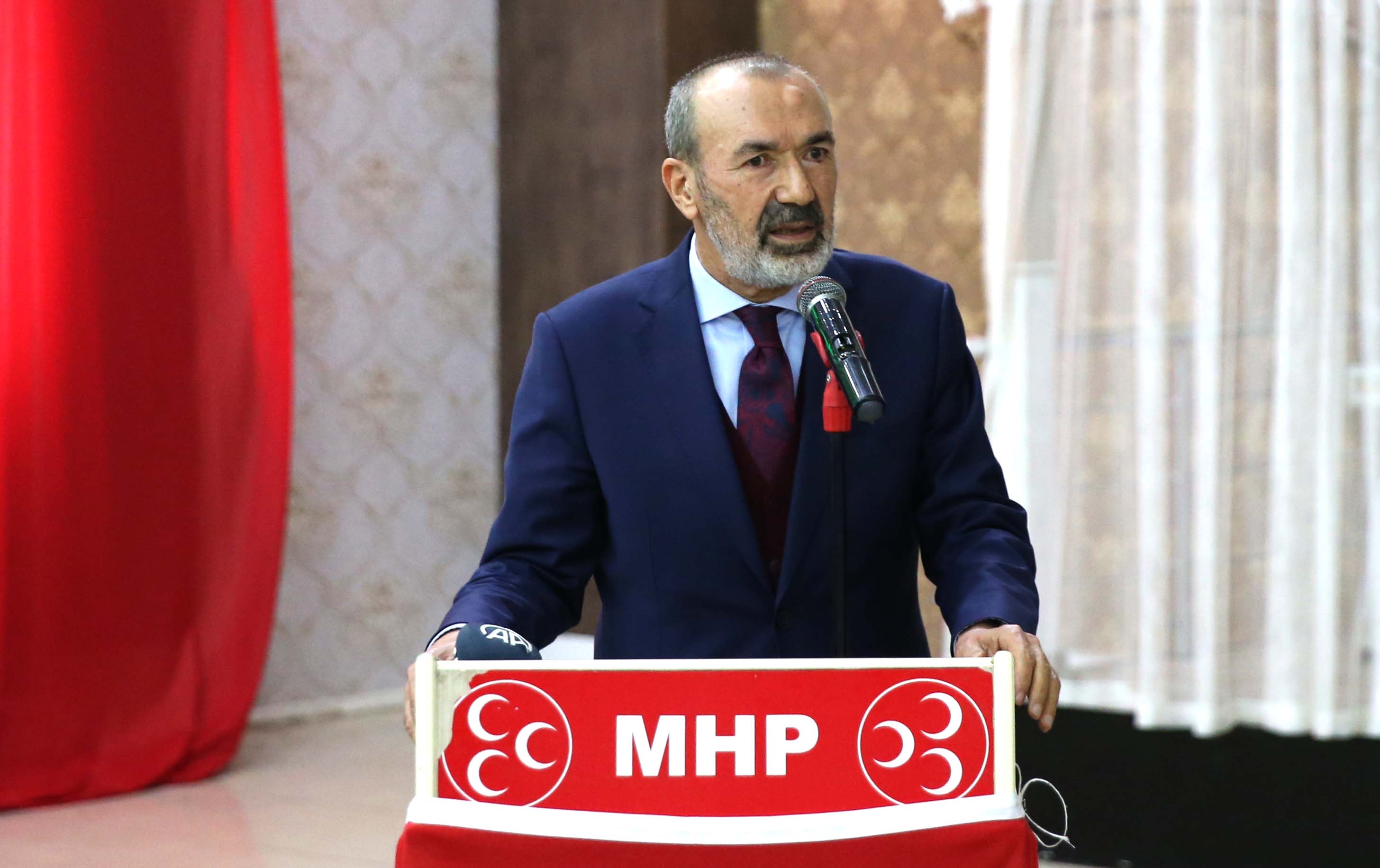 MHP’li Yıldırım Diyarbakır’da konuştu