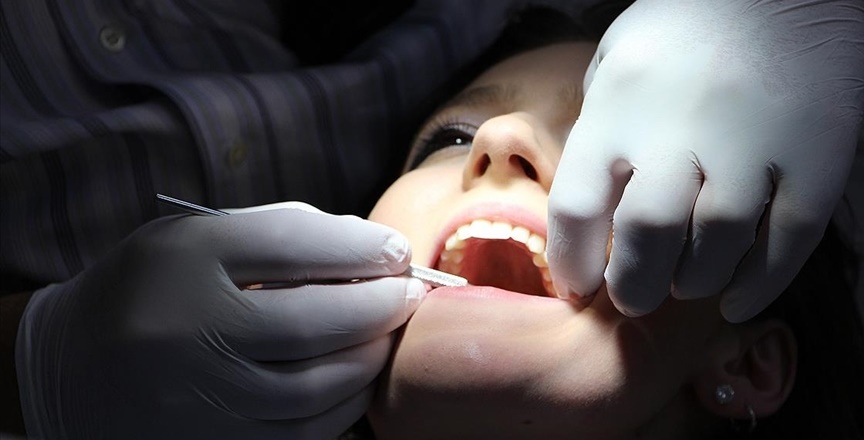 Salgın sürecinde ağız ve diş sağlığına dikkat edilmesi uyarısı