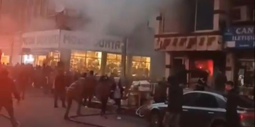 Diyarbakır’da yangın, restoran kül oldu