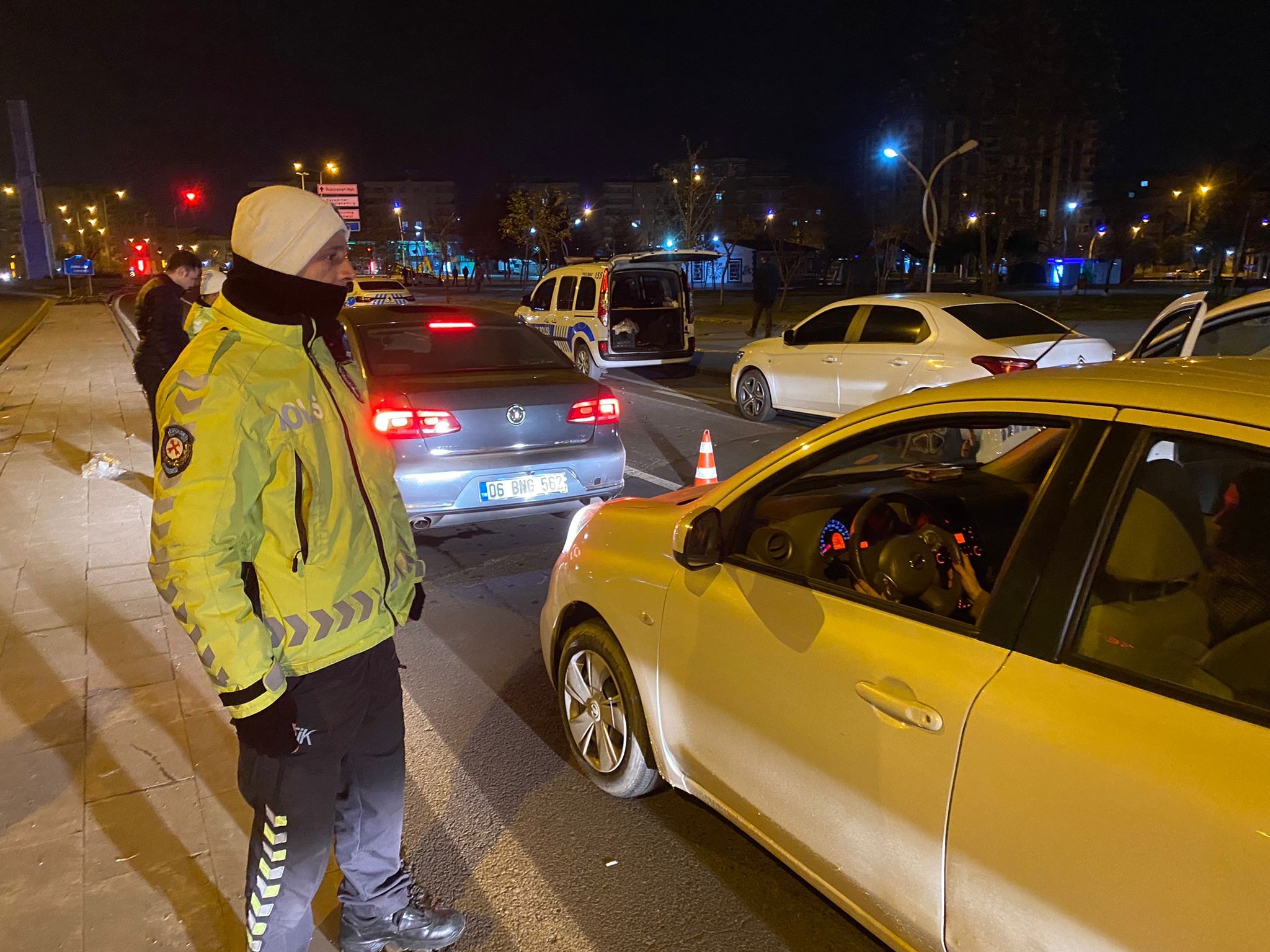 Yeni yılın ilk zamlı trafik cezası Diyarbakır’da kesildi