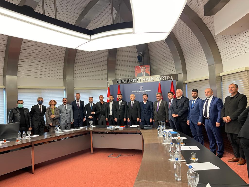 Diyarbakır’da AK Parti’den aday olan Nasıranlı CHP’ye katıldı