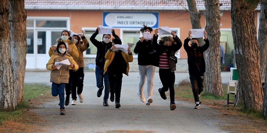 18 milyon öğrenci yarı yıl tatiline giriyor