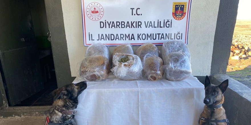 Diyarbakır'da yolcu otobüsünde 28 kilogram esrar bulundu