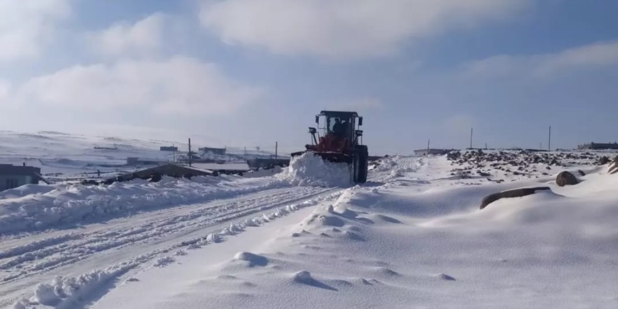 Çınar belediyesinden kar temizliği