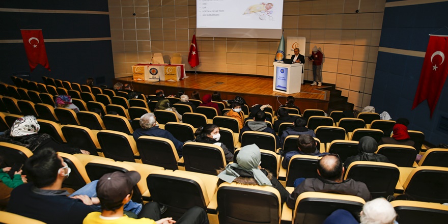 Diyarbakır'da işitme kaybı yaşayanlar için toplantı