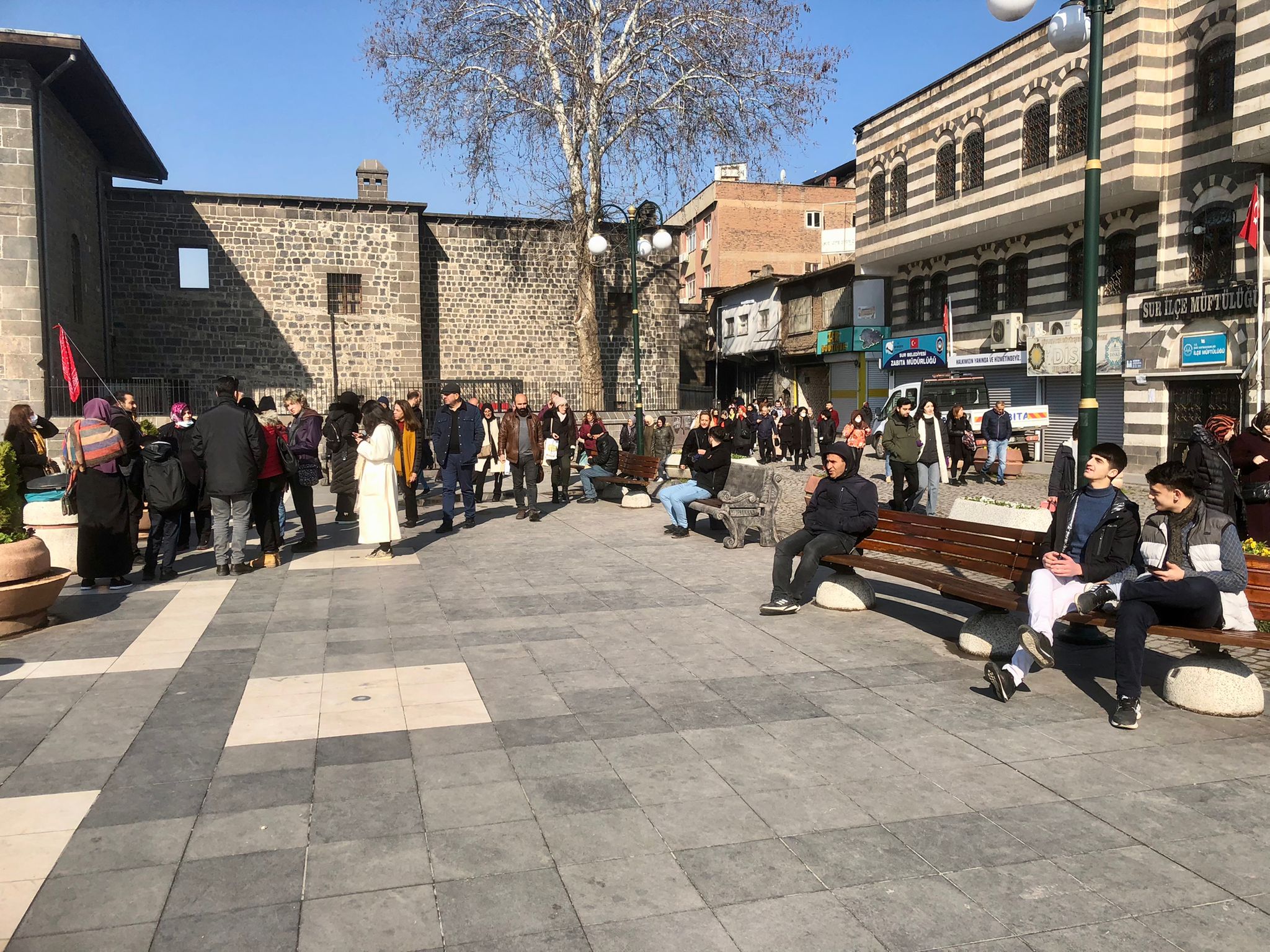 VİDEO- Diyarbakır Sur’da yerli turist akını