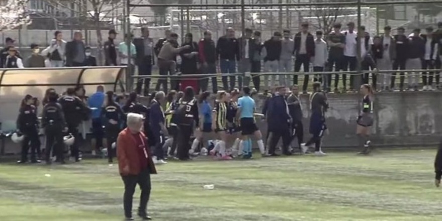 Amedspor maçında kavga: Oyuncular yaralandı