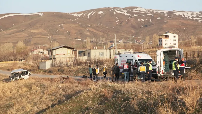 Bitlis’te kaza: 4 ölü, 25 yaralı