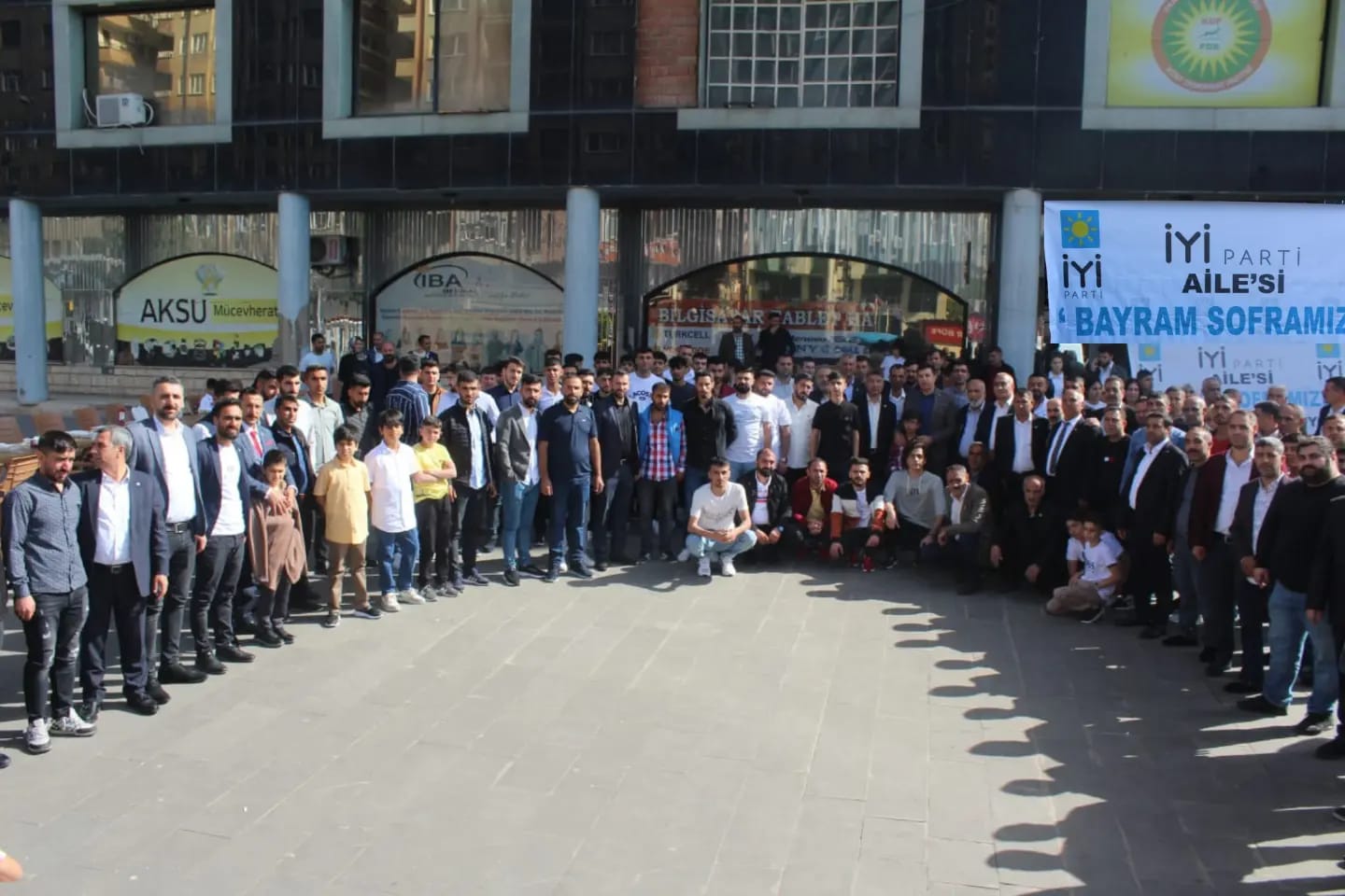 İYİ Parti Diyarbakır teşkilatından ‘bayram soframızda’ etkinliği