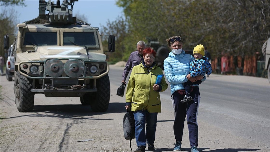 Mariupol’deki tüm kadın, çocuk ve yaşlılar tahliye edildi
