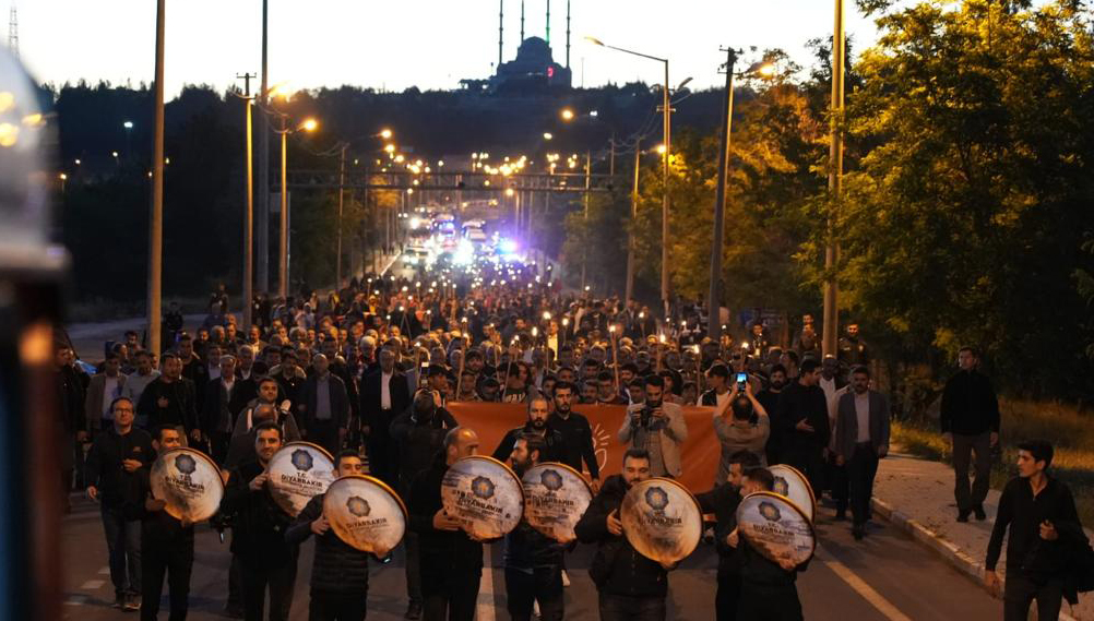 Diyarbakır’da ‘Fetih Yürüyüşü’ yapıldı