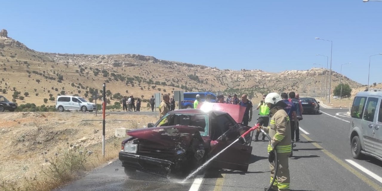 Mardin'de trafik kazası: 4'ü çocuk 10 kişi yaralandı