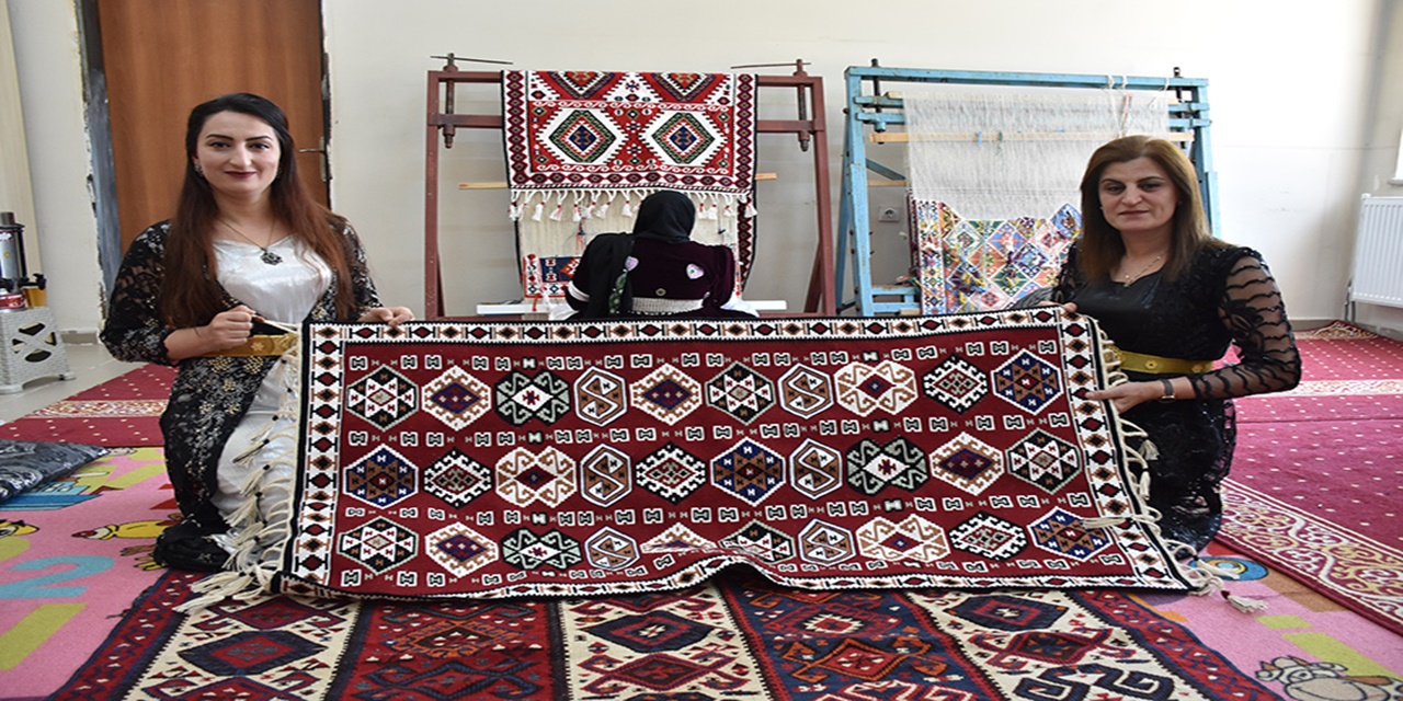 Hakkari kiliminin her motifi kadınların ellerinde hayat buluyor