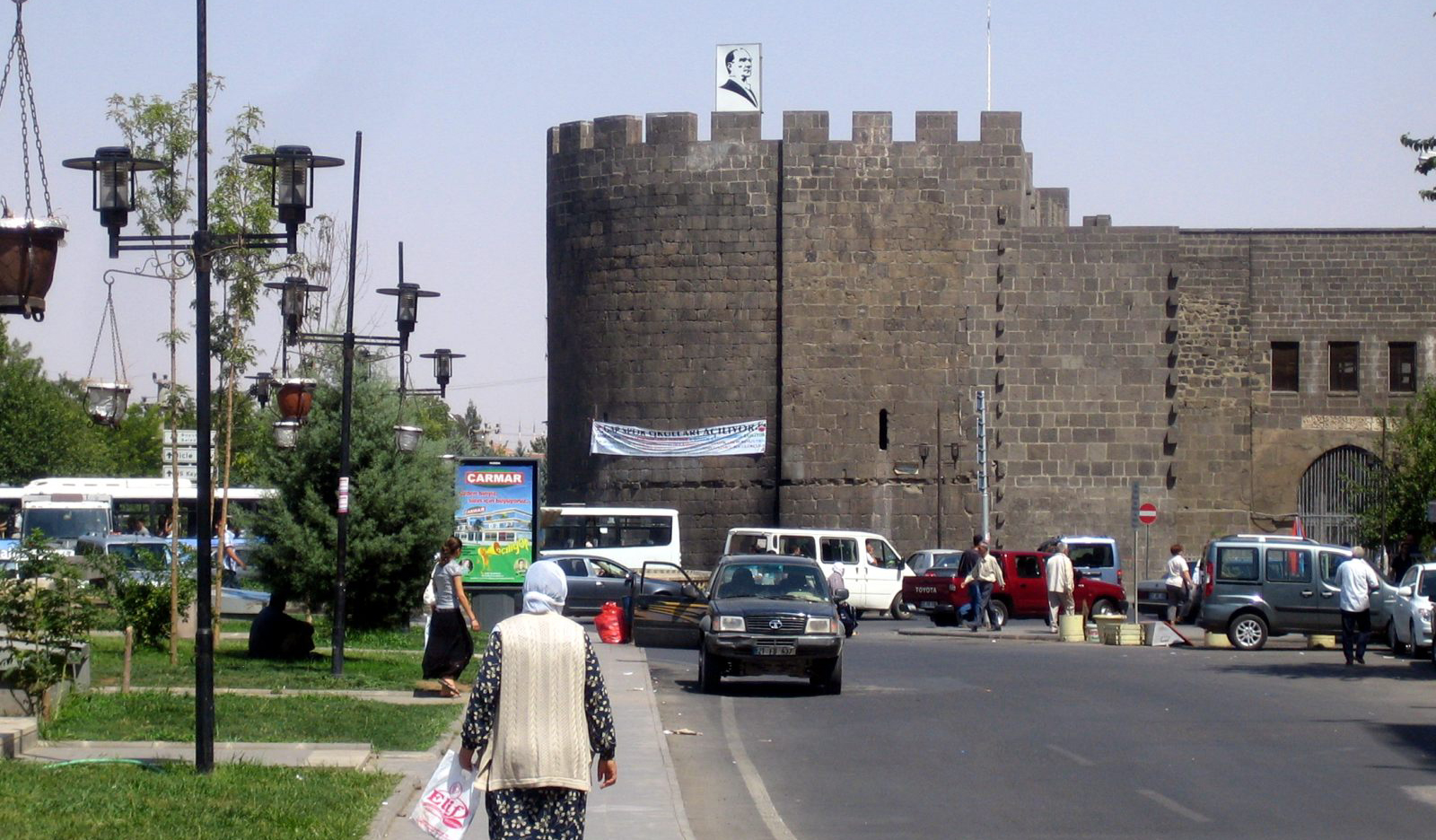 Diyarbakır’daki belediyeler ilk 10’da yer almadı