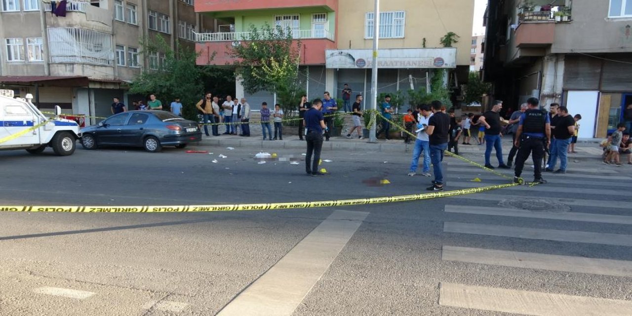 Diyarbakır’da silahlı çatışma: 3 kişi yaralandı