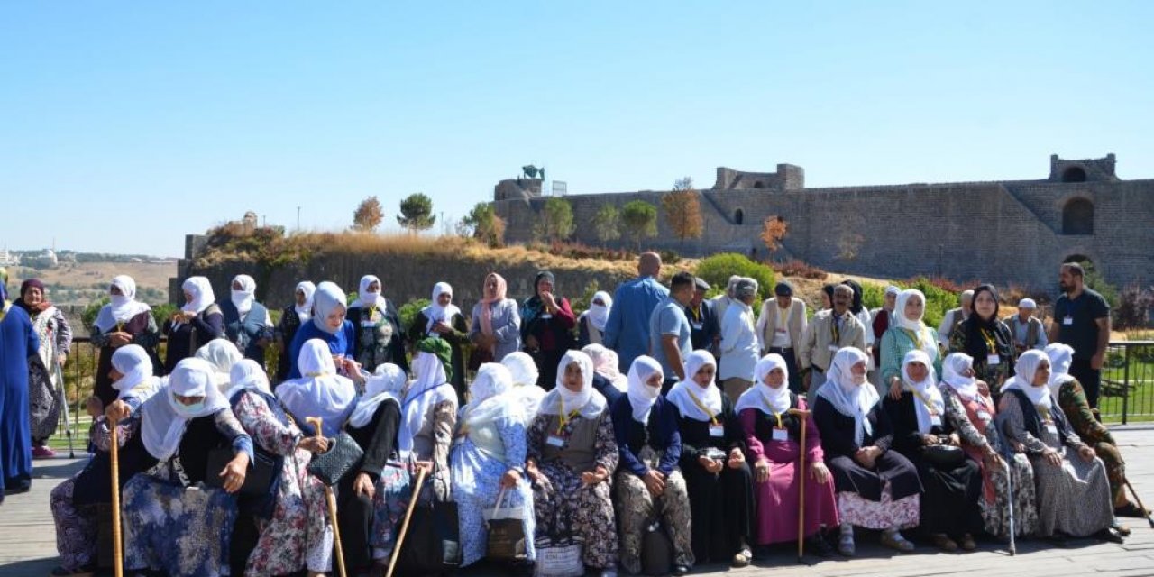 Diyarbakır'da 'Dünya Yaşlılar Günü' etkinliği