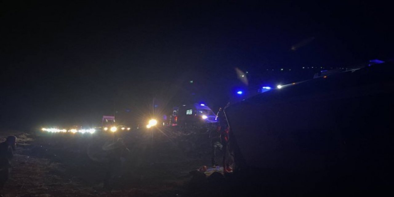 Urfa'da otobüs devrildi: 25 yaralı
