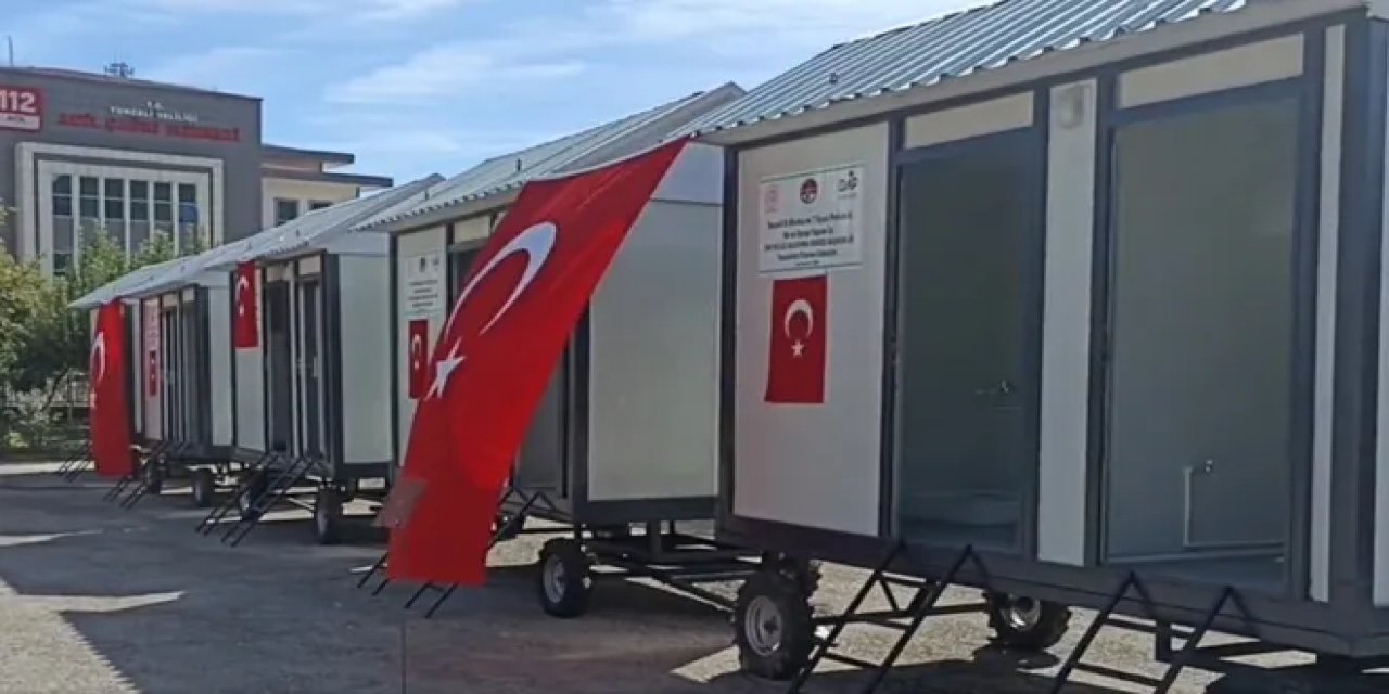 Tuvalet açılışı için resmi tören