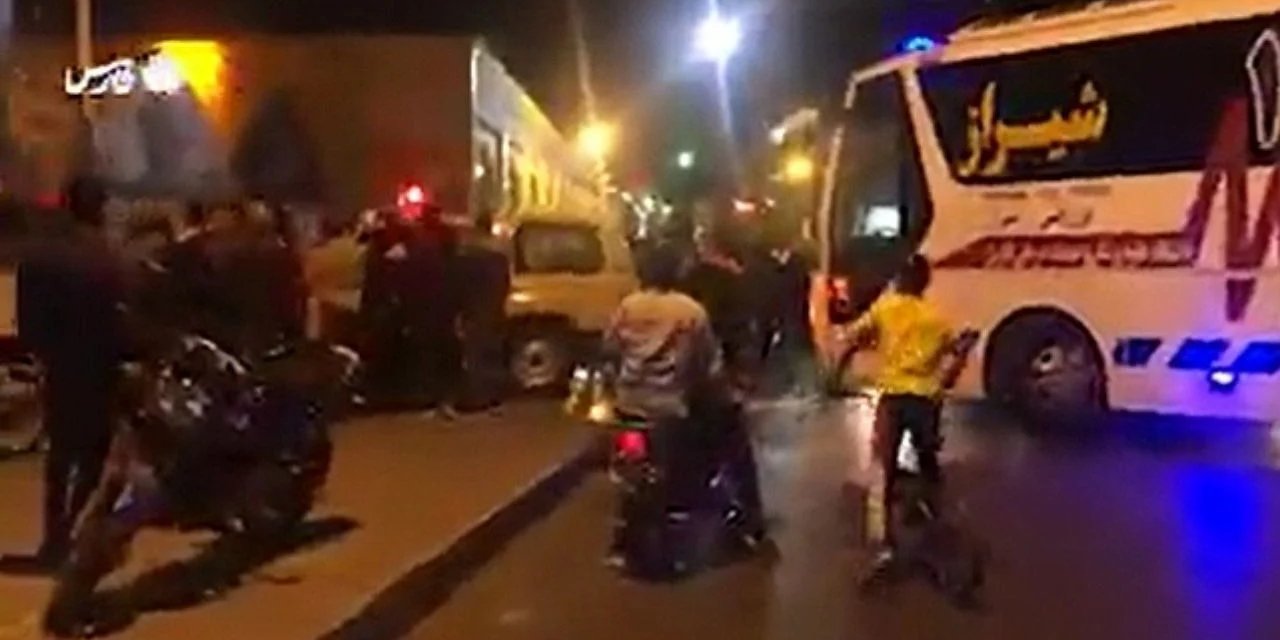 İran'da türbeye saldırı: 15 ölü, 40 yaralı