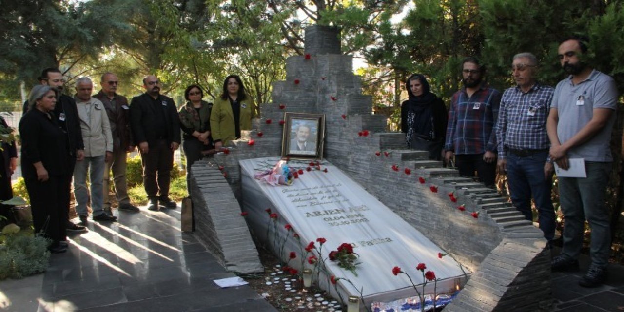 Şair Arjen Arî'ye anma