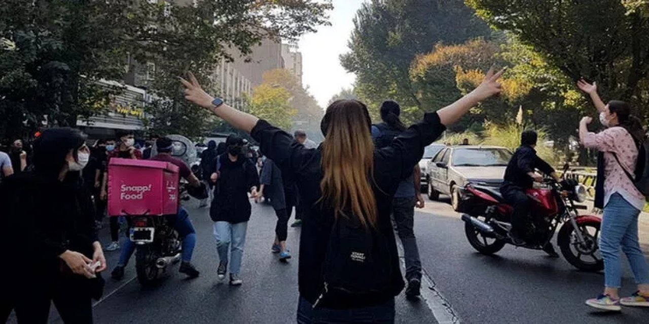 İran’da, protestolarda 448 kişi hayatını kaybetti