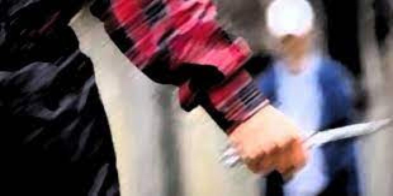 Öğrenciler arasında bıçaklı kavga, 3 yaralı