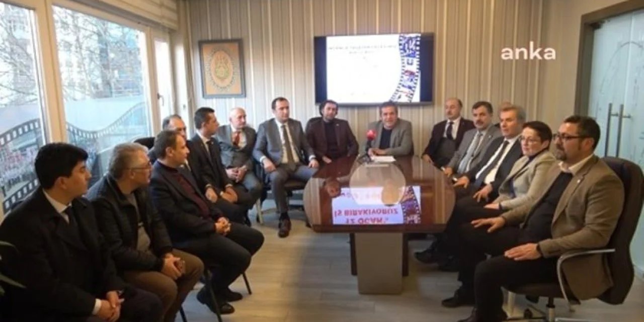 Memur sendikaları yüzde 30'luk zama karşı iş bırakıyor