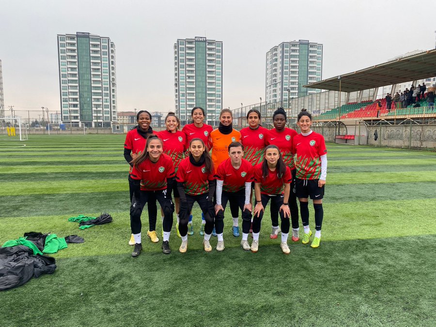 Amedspor Kadın Futbol takımı hükmen galip