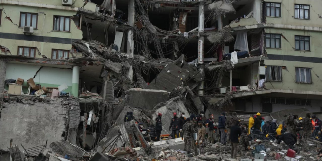 Depremde, 11 ilde 38 bin 44 kişi hayatını kaybetti