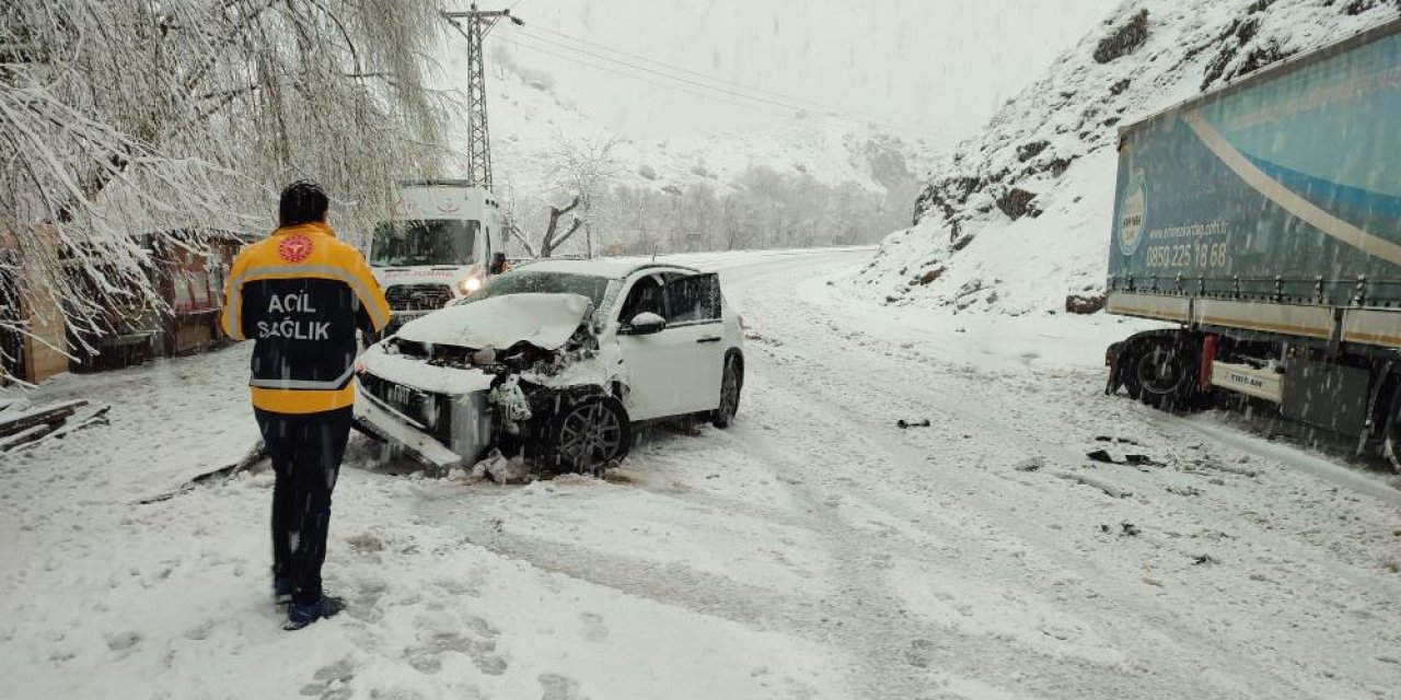 Dersim’de yoğun kar nedeniyle kaza