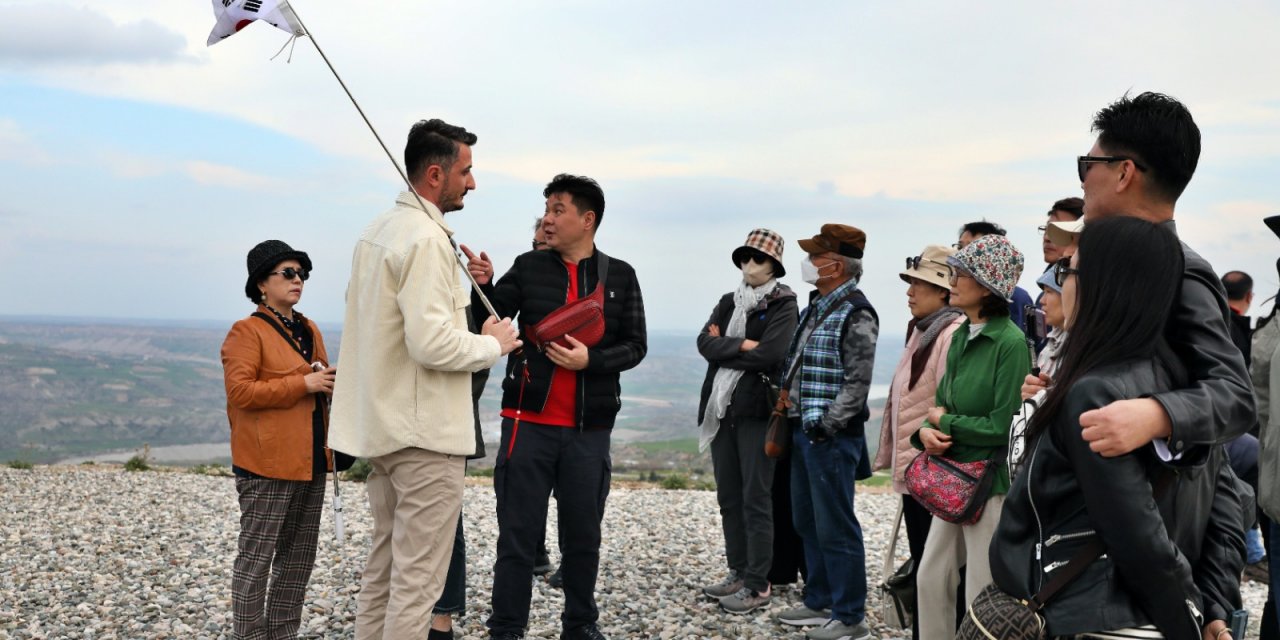 Depremin ardından ilk turist kafilesi Adıyaman’da