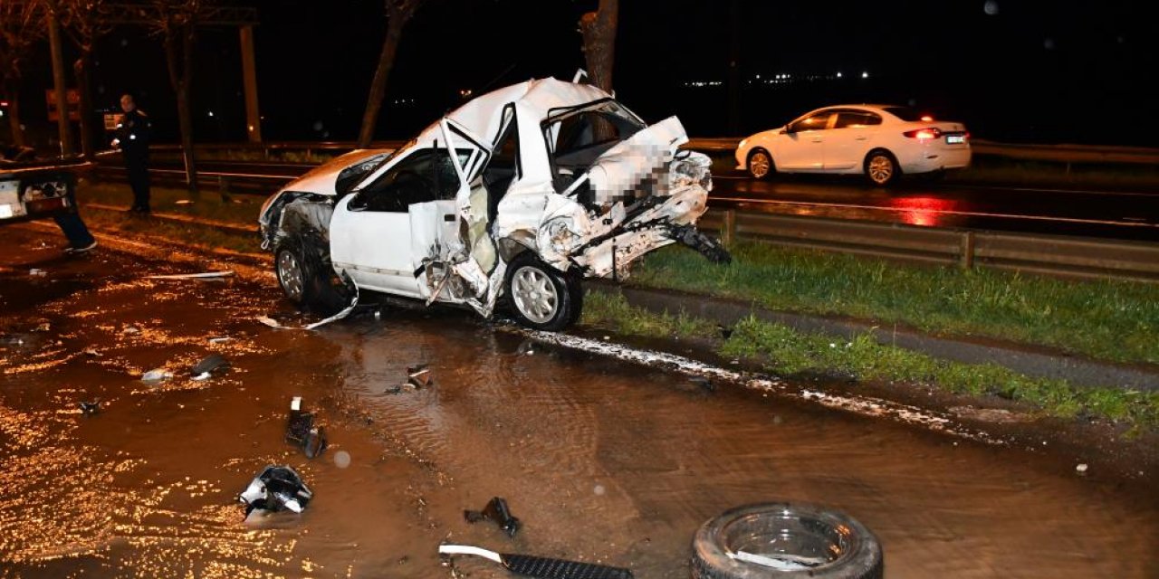 Park halindeki otomobile tır çarptı: 1 yaralı