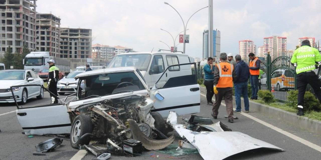 Diyarbakır’da trafik kazası: 2 yaralı
