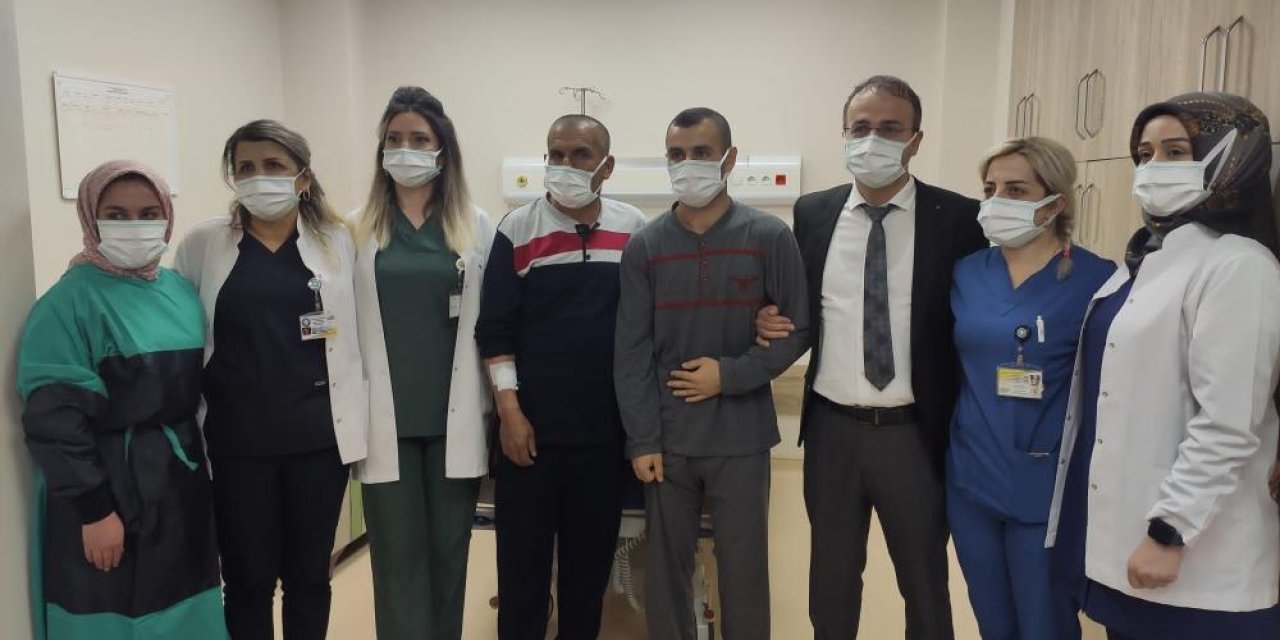 Diyarbakır'da ilk organ nakli: Baba, oğlunun karaciğeriyle yaşayacak