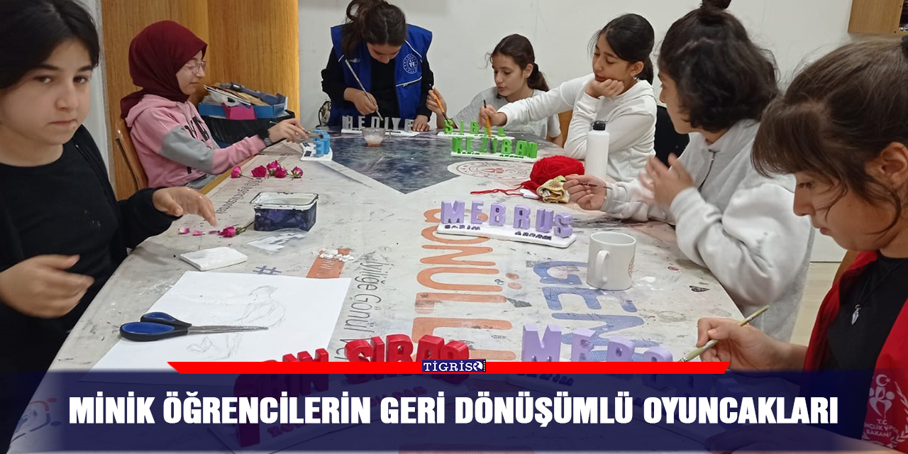 Minik öğrencilerin geri dönüşümlü oyuncakları